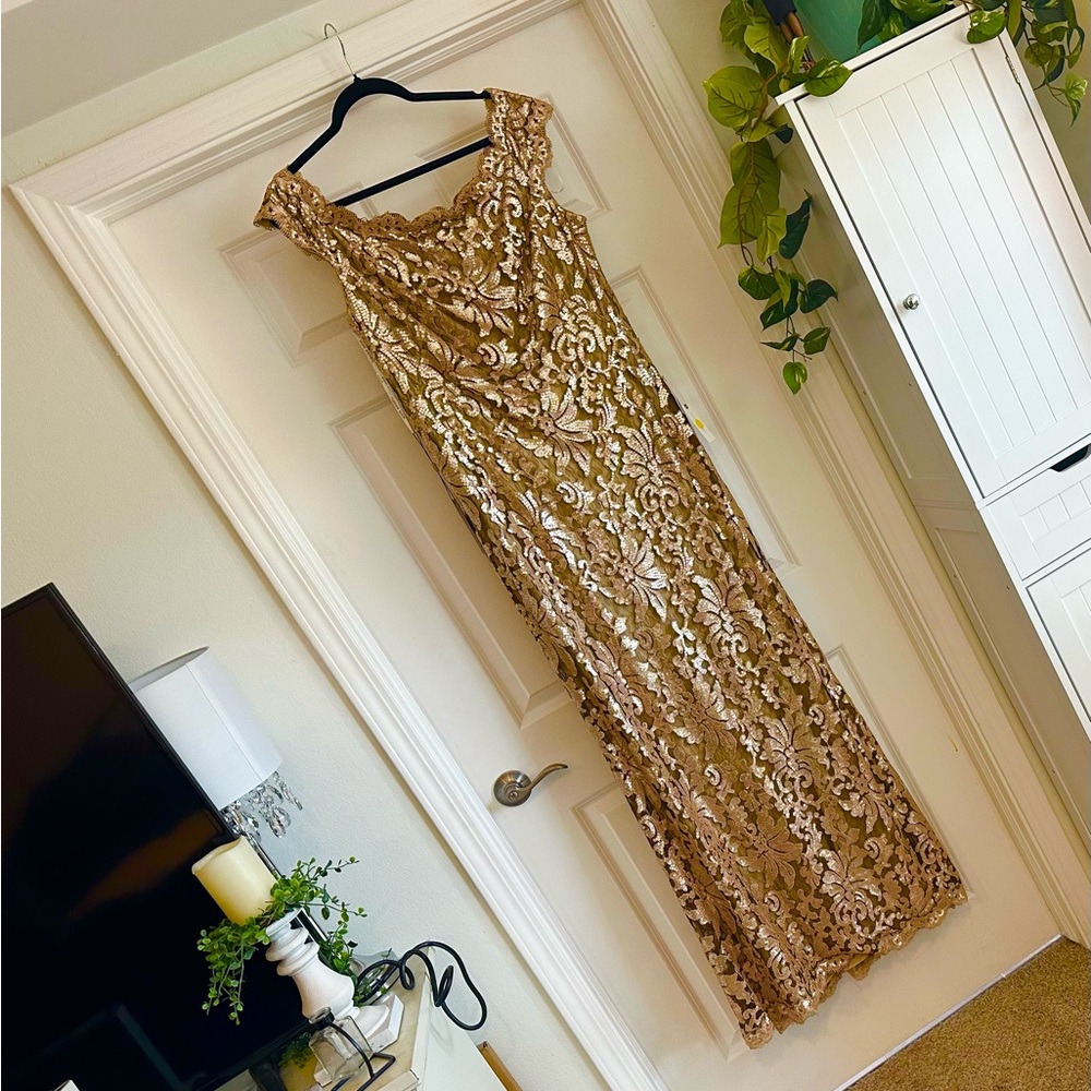 Tadashi Shoji Exquisite Sequin Mother of the Bride Gown - Picture 2 of 9